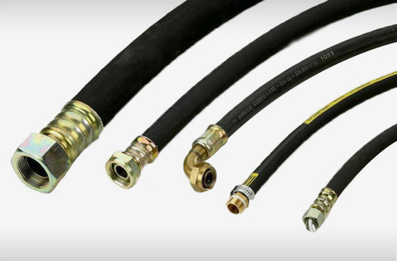 ลวดเหล็กถักท่ออ่อนแบบยืดหยุ่นท่ออุตสาหกรรมไฮดรอลิคแรงดันสูง 45MPA